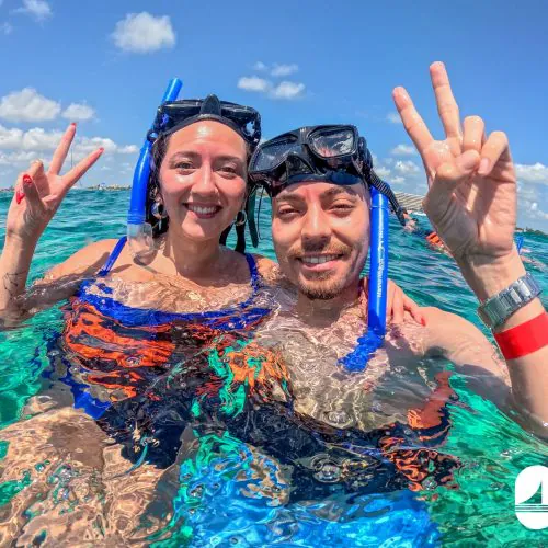 5-couple snorkling moments